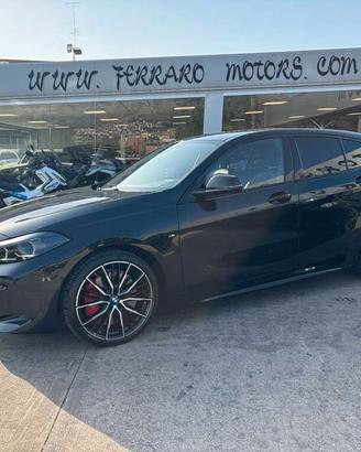 Bmw 118 120d xDrive 5p. Msport Exterior 2023 / KM 