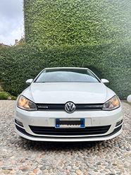 Wolkswagen golf TGI  metano