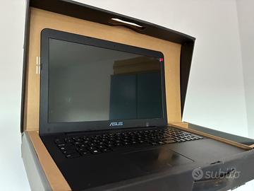 Notebook ASUS F554L - 4 GB di RAM Ssd da 500GB