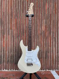 Yamaha Pacifica PAC012