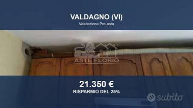 Immobile in asta di 180 m² con più di 5 locali a V