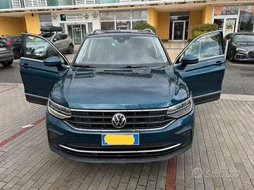 auto Tiguan life 2.0 TDI 90 Kw/122 cv