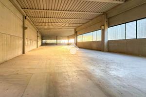 CAPANNONE A MONTEGROTTO TERME