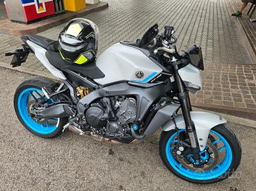YAMAHA MT09 YAMT 2025