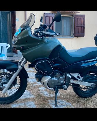 Suzuki Freewind 650