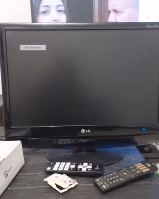 Tv LG 22 pollci