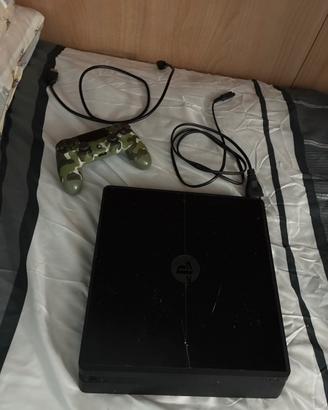 ps4 slim usata