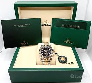 ROLEX GMT MASTER II 126713 GRNR 8/25 FULL SET