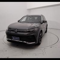 VOLKSWAGEN Tiguan III 2024 - Tiguan 2.0 tdi R-Line