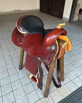 Sella Western Garland