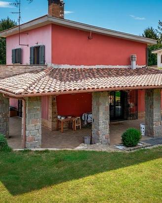 Villa di 150 m² con 4 locali a Zagarolo