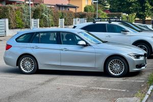 BMW 318d Touring Luxury