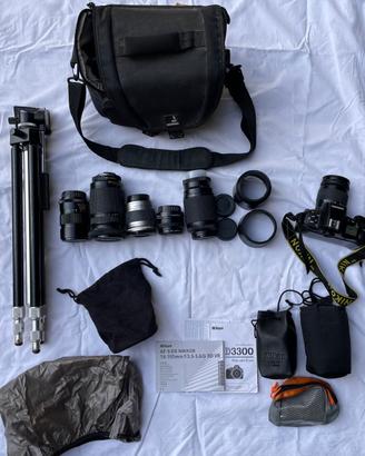 Set completo macchina fotografica e cavalletto