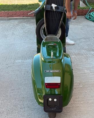 Vespa 50 special