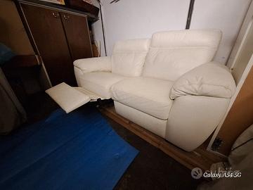 Divano in pelle Doimo