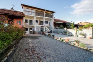CASA SEMINDIPENDENTE A BOSCONERO