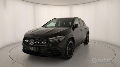 MERCEDES-BENZ GLA 200 d automatic