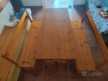 TAVOLO LEGNO CON DUE PANCHE