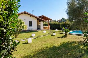 Villa indipendente Unifamiliare e piscina privata