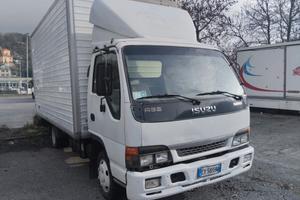 ISUZU MOTORS LTD NPR77L SUX