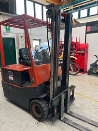 Carrello elevatore muletto om