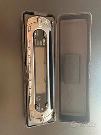 Frontalino Autoradio marca  LG