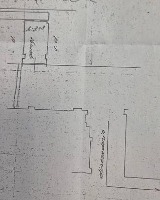 Box / Garage di 16 m² a Terni