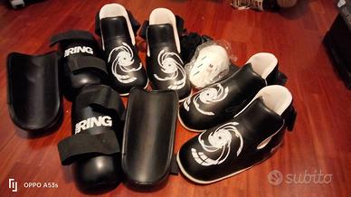 Protezioni kick boxing