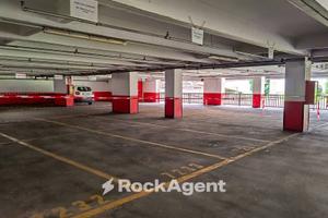 POSTI AUTO IN BUSINESS CENTER