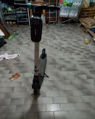 monopattino elettrico cecotec non funzionante 