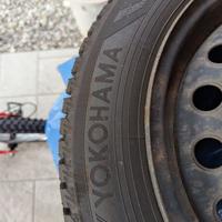 Pneumatici Yokohama con cerchi ferro