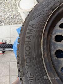 Pneumatici Yokohama con cerchi ferro