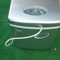 nuova macchina per il ghiaccio 