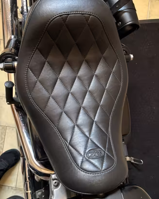 Sella mustang per  Harley Davidson dyna 06/17