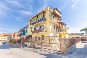 3 LOCALI A MARINO