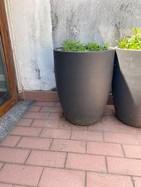 3 vasi per esterno neri