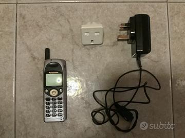 Telefono cellulare Panasonic EB-G600
