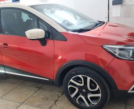 RENAULT Captur 1ª serie - 2016