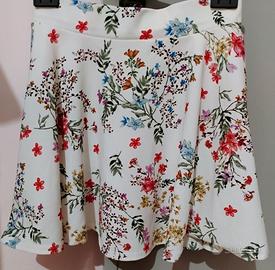 Gonna Zuiki. Abbigliamento donna. Vestiti.