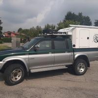 Fuoristrada con cellula abitativa