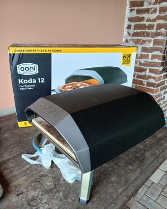 Ooni Koda 12 alimentato a gas
