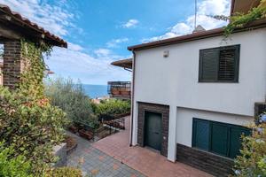 Villa panoramica zona Vampolieri - Acicastello