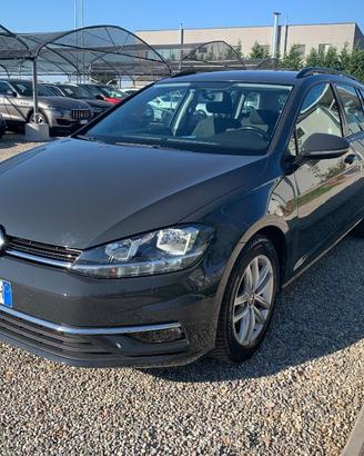 VOLKSWAGEN Golf Variant 1.6 TDI 115 CV DSG Execu
