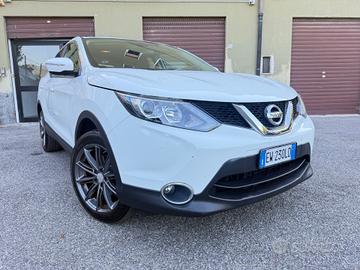 Nissan Qashqai 1.5 dCi DPF Tekna