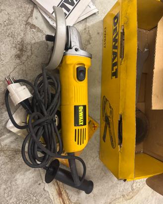 DEWALT SMERIGLIATRICE DW817
