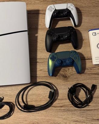 PlayStation 5 Slim + 3 controller originali
