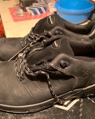 Scarpe anti-infortunistiche tg. 44 NUOVE