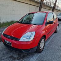 Ford Fiesta 1.2 16V 75cv benz - Si Neopatentati