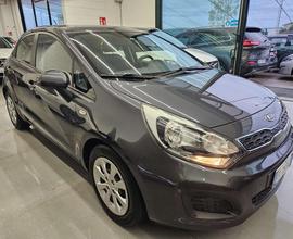 Kia Rio 5p 1.4 crdi EX NEOPATENTATI