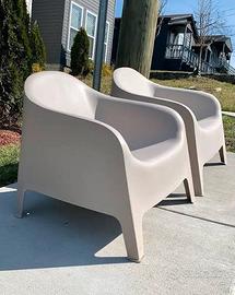 Set di 2 poltrone + 1 tavolino contenitore